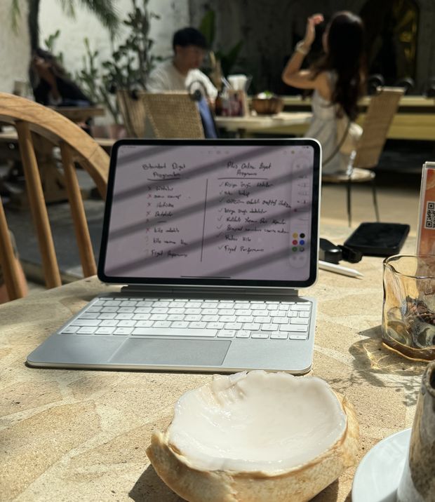 Dyt. Nurdan Balakçı emzirme dönemi beslenme planı yapıyor